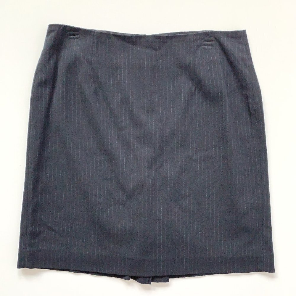 Banana Republic Women's Gray Striped Straight & Pencil Skirt Size 10